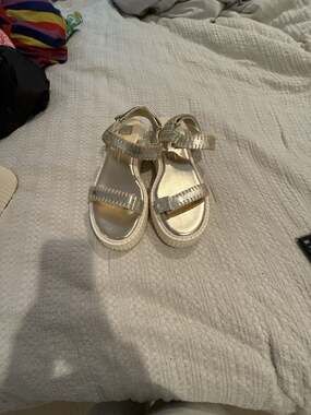 Dolce Vita Debra Metallic Leather Platform Sandals Gold Size 12